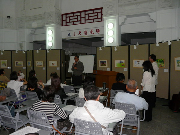 潘秘書金定主持─歡迎簡上仁(國立中山大學音樂系兼任副教授)蒞館演講